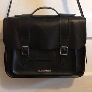 Doc Martens 15'' KIEV LEATHER SATCHEL